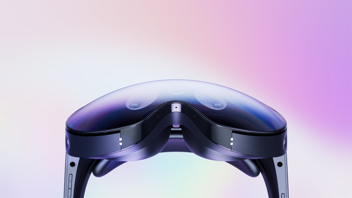 ハイエンドVRデバイス「Meta Quest Pro」発表 | Metaについて