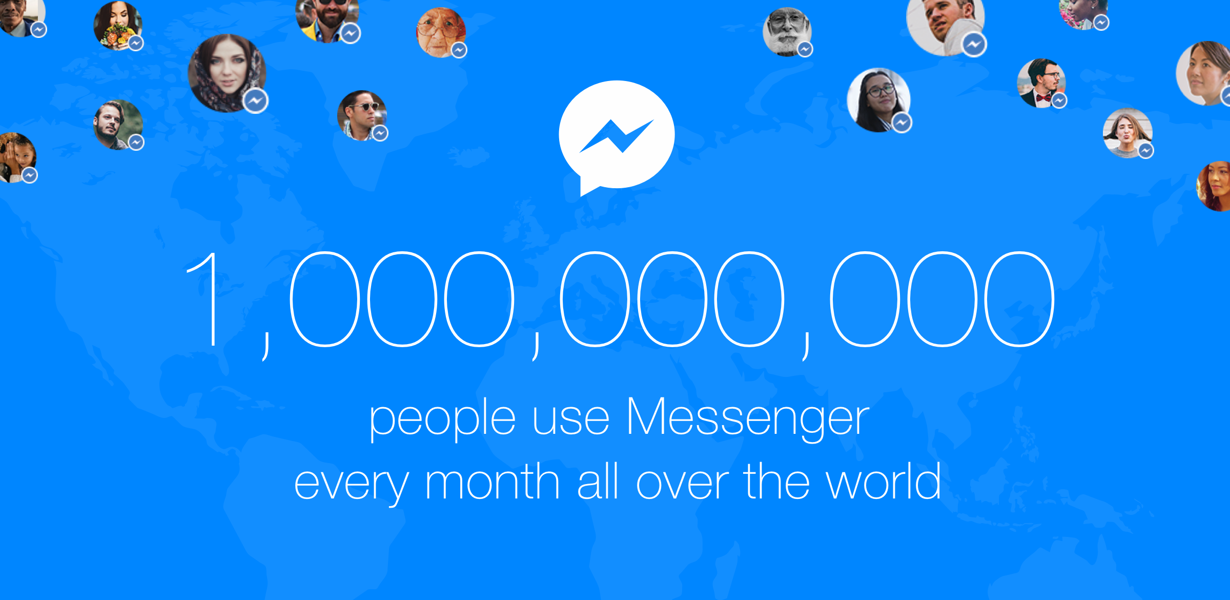 User messenger. Фейсбук мессенджер. Человек использует мессенджер. Messenger meta.