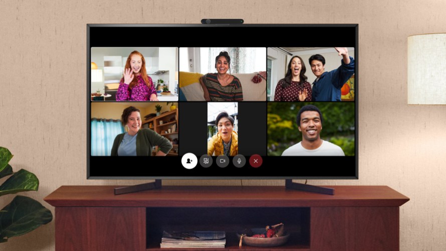 Messenger Rooms shown on Portal TV