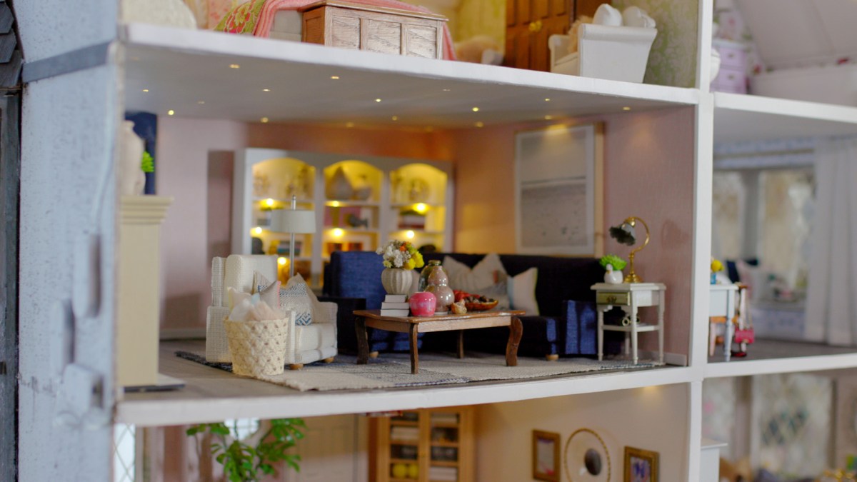 Building a Miniature Dollhouse Business