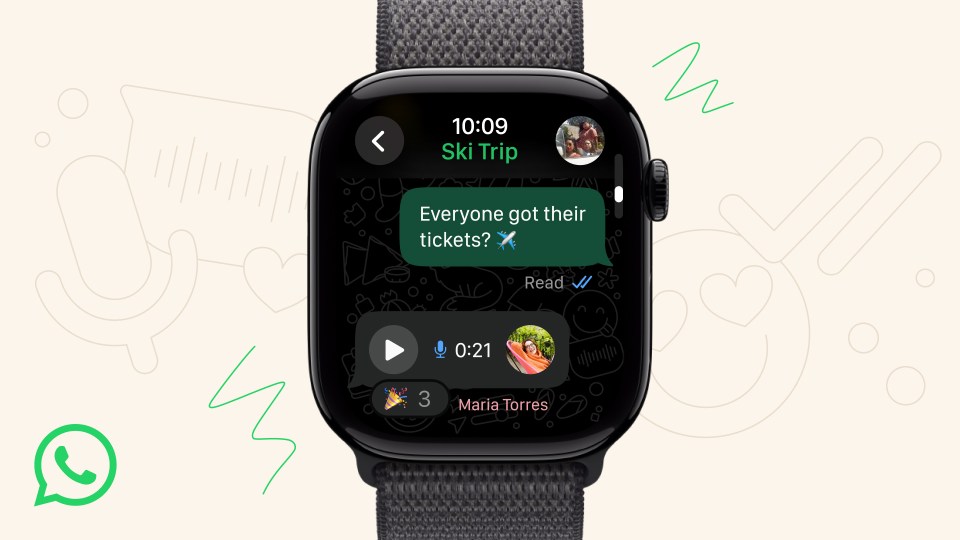 Image of an Apple Watch with a WhatsApp chat on the screen